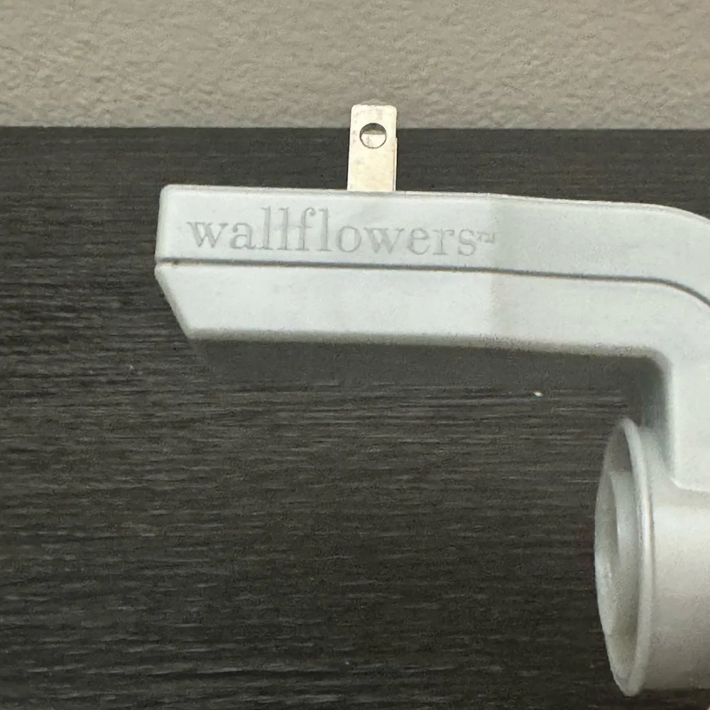 Bath & Body Works Wallflowers Green Christmas Tree Plug In